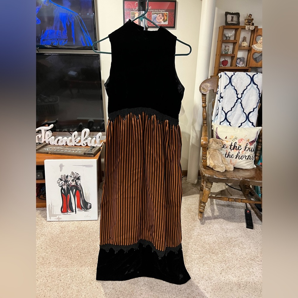 Audrey Hepburn classic dress